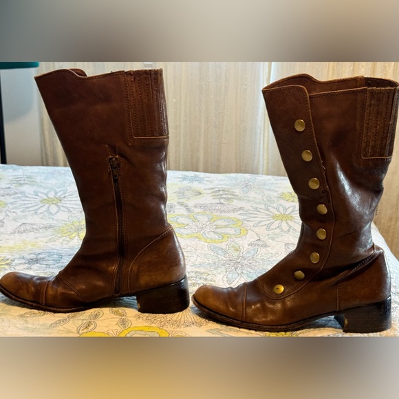 Jessica Bennet leather boots - Picture 5 of 11